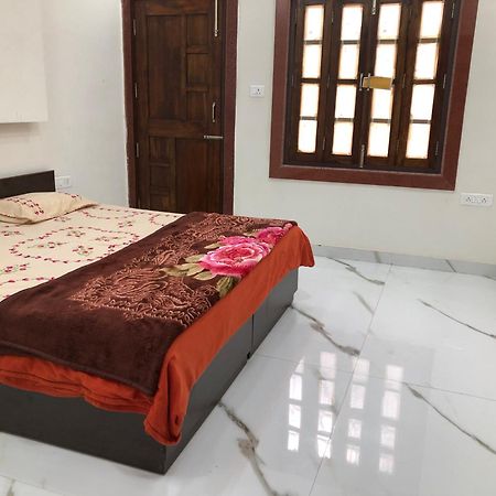 Ramaya Home Stay Váránasí Exteriér fotografie