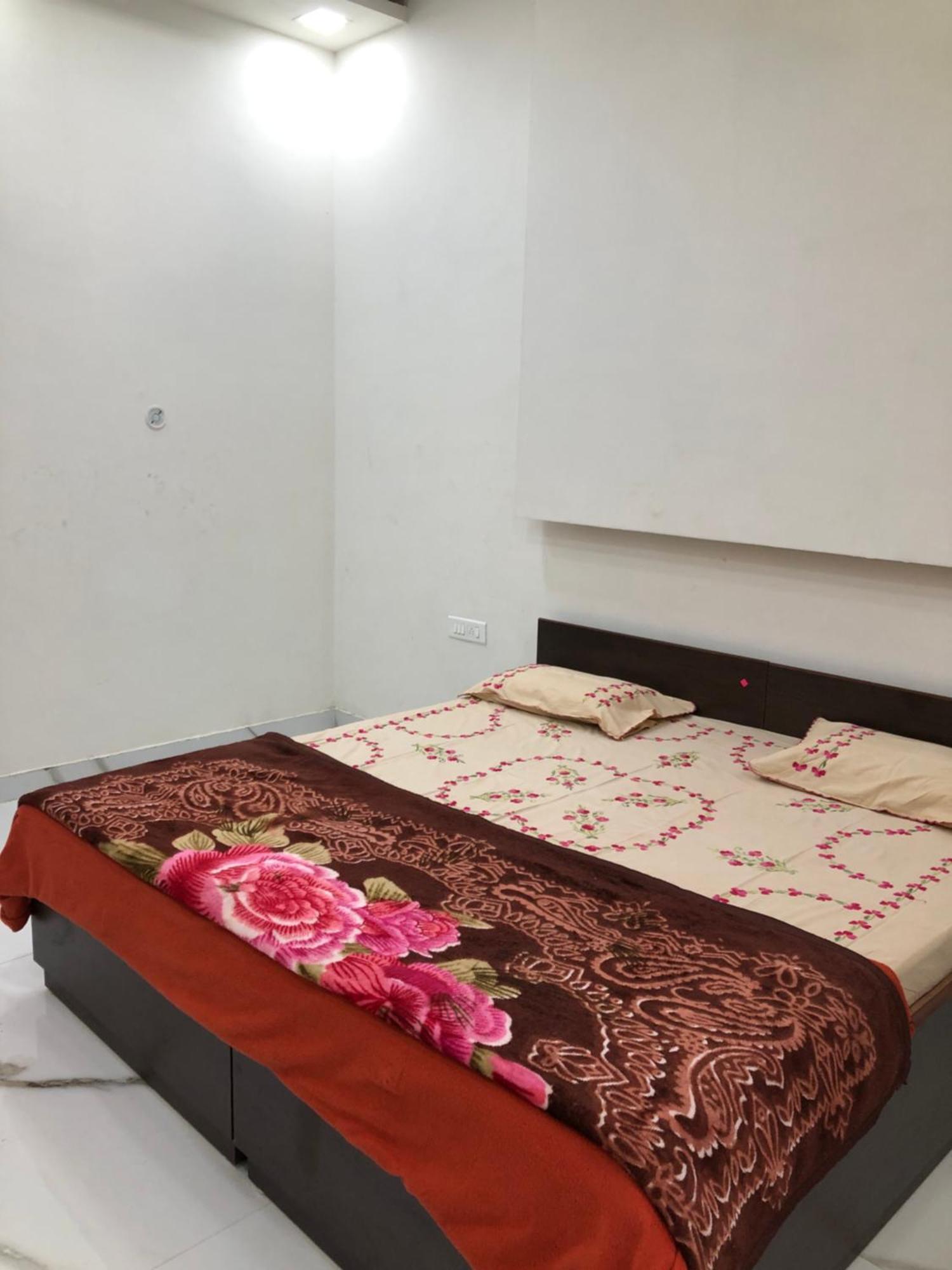 Ramaya Home Stay Váránasí Exteriér fotografie