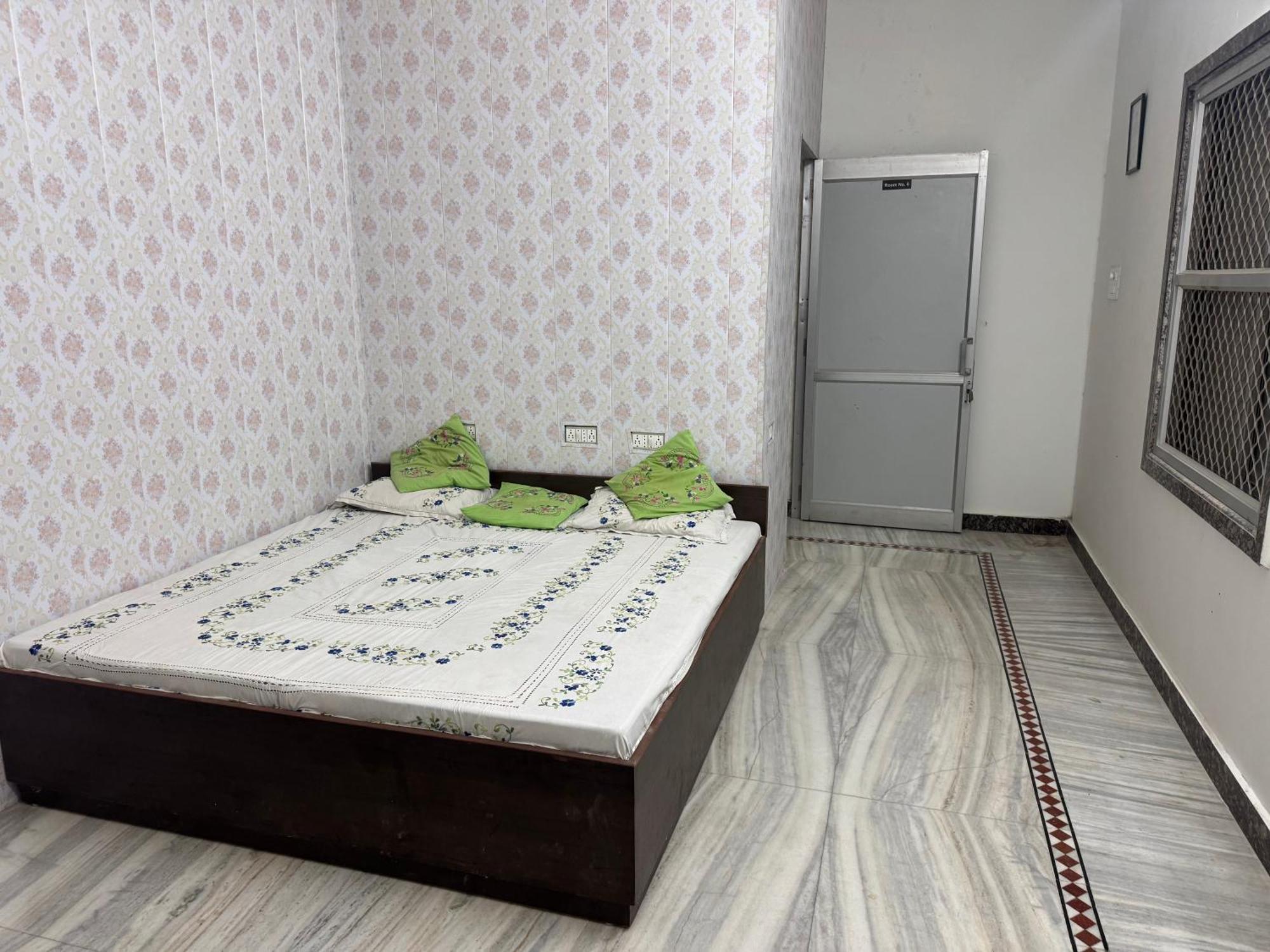 Ramaya Home Stay Váránasí Exteriér fotografie